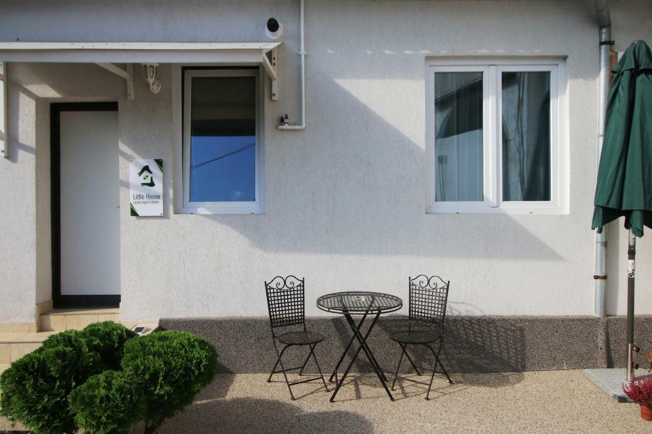Little House Apartment Sibiu Bagian luar foto